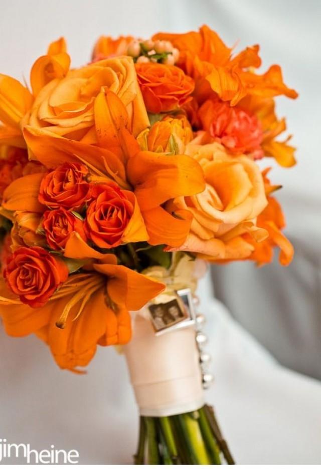 Букет оранжевых цветов. Букет оранжевых пионовидных роз. Букет невесты "оранжевый микс". Оранжевые Пионовые розы.